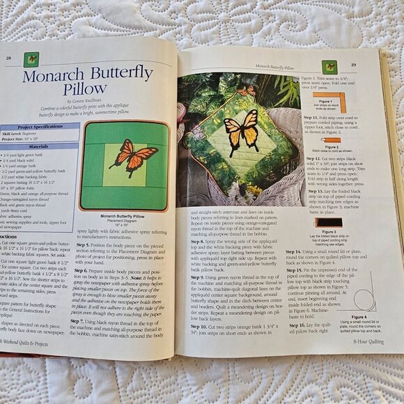 Vintage 1988 and 2001 Quilting Books Bundle - Small Projects & Weekend Quilts - Picture 10 of 16